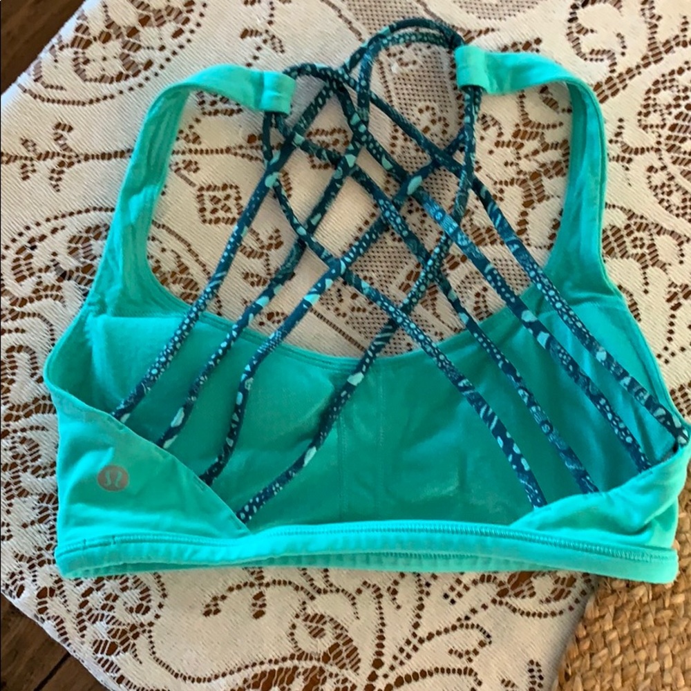 Lululemon bra